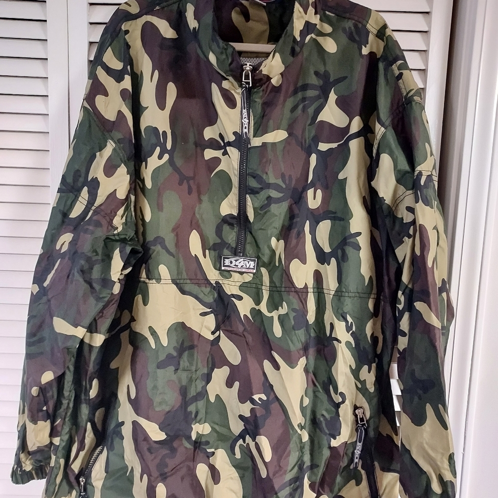 Men's Jacket - Picture 3 of 4